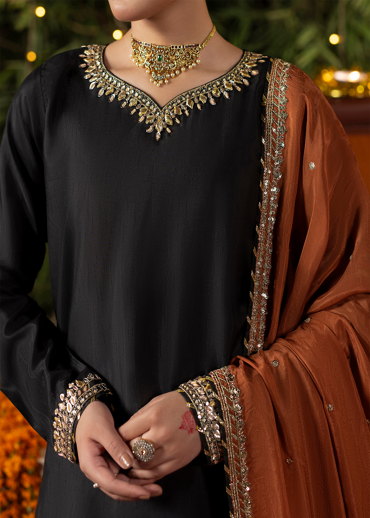 2647B BLACK & RUST SHIRT