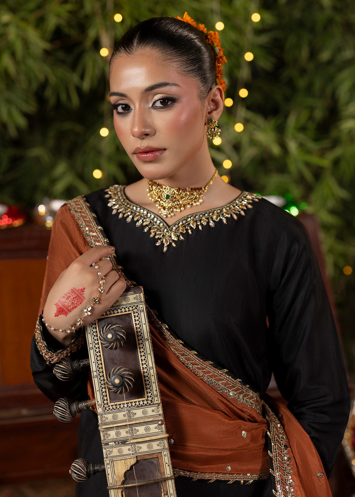 2647B BLACK & RUST SHIRT
