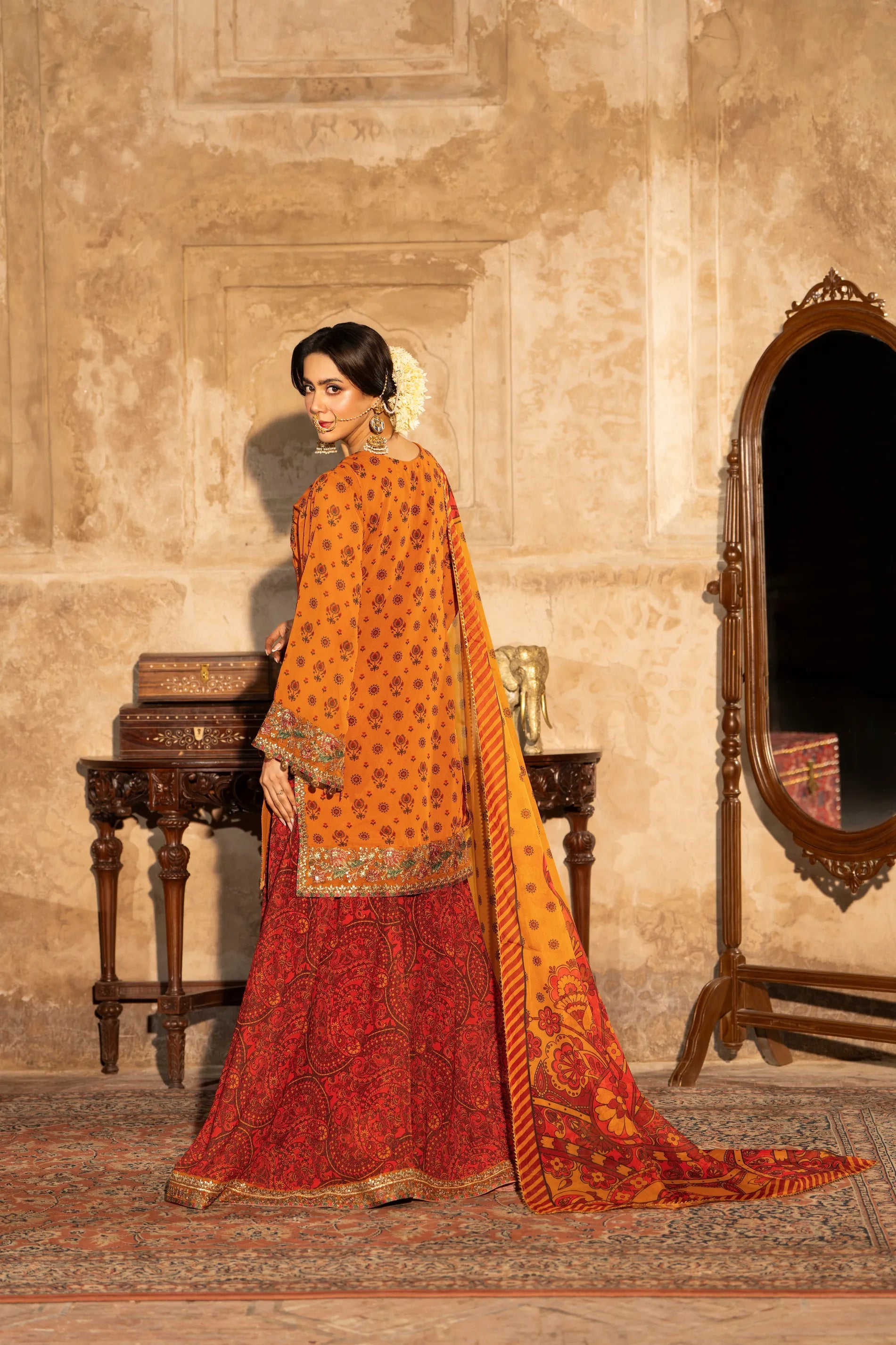 Karma-Aura-Rust F-520