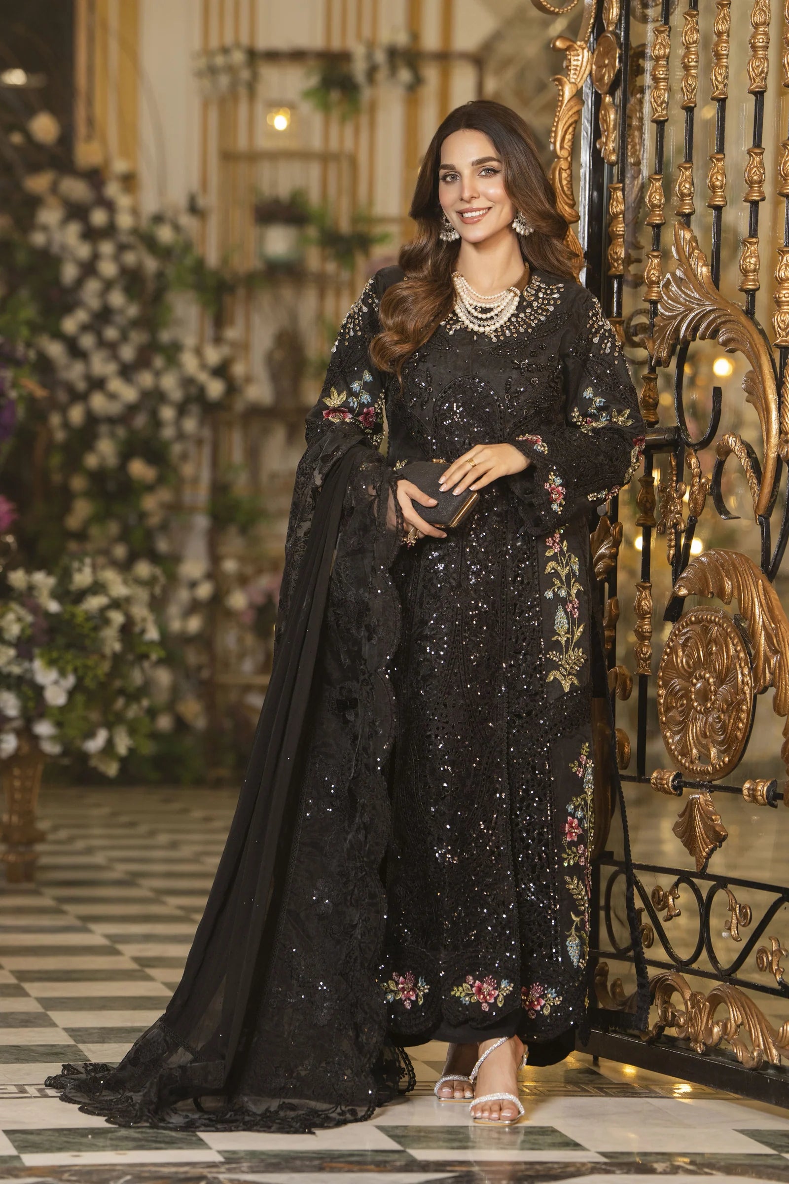 MB3979-BLACK