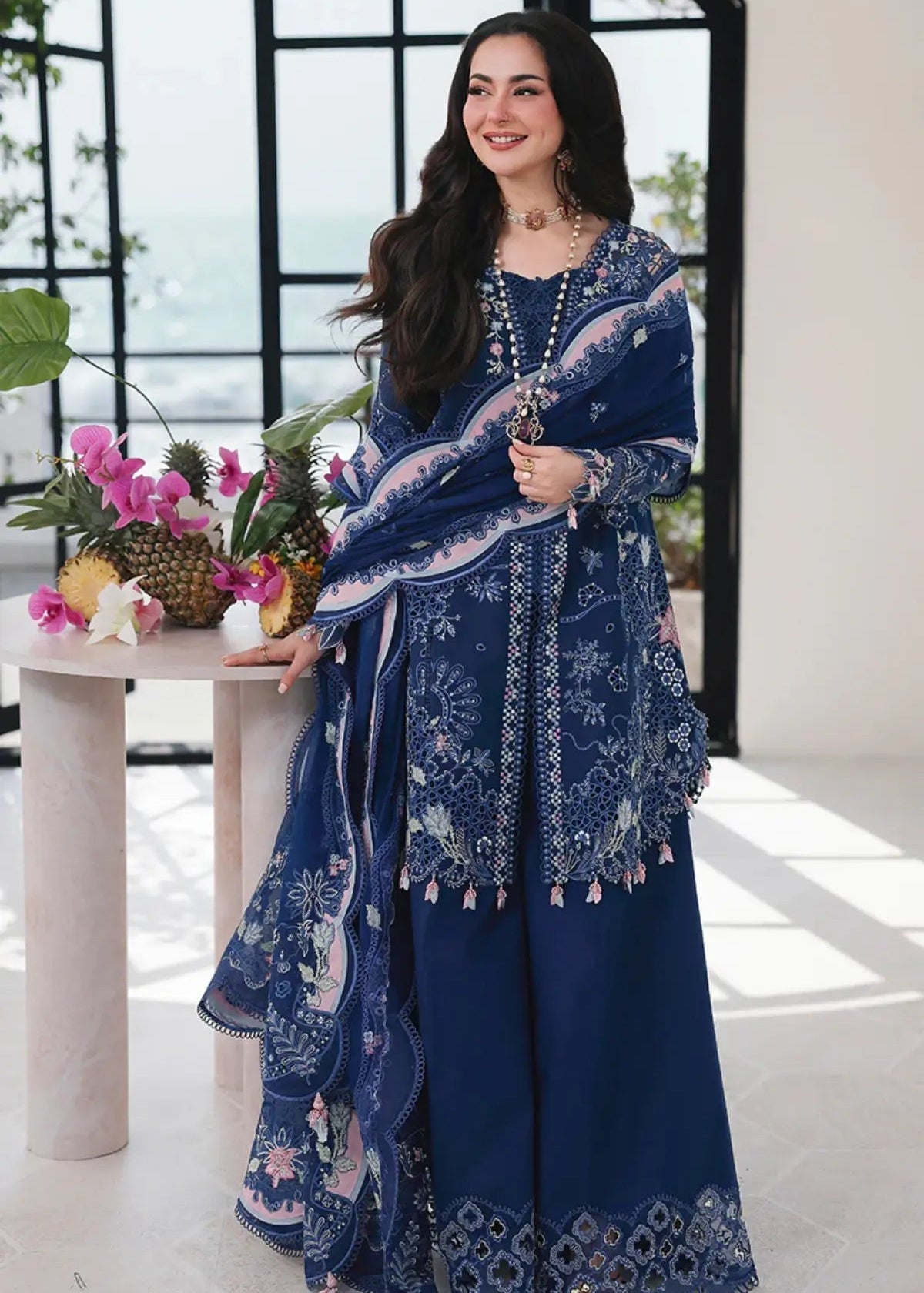 Qalamkar – Navy Chikankari Lawn 3 Piece Suit
