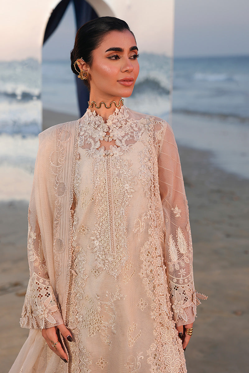 Qalamkar –  Skin Chikankari 3 Piece Suit