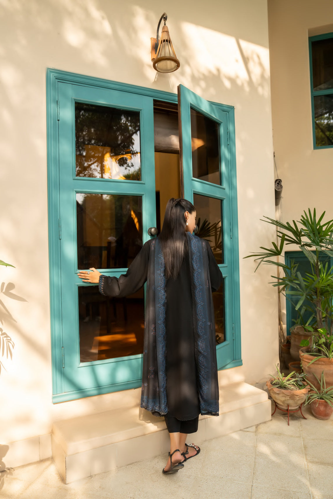 Casual Lite - Timeless black