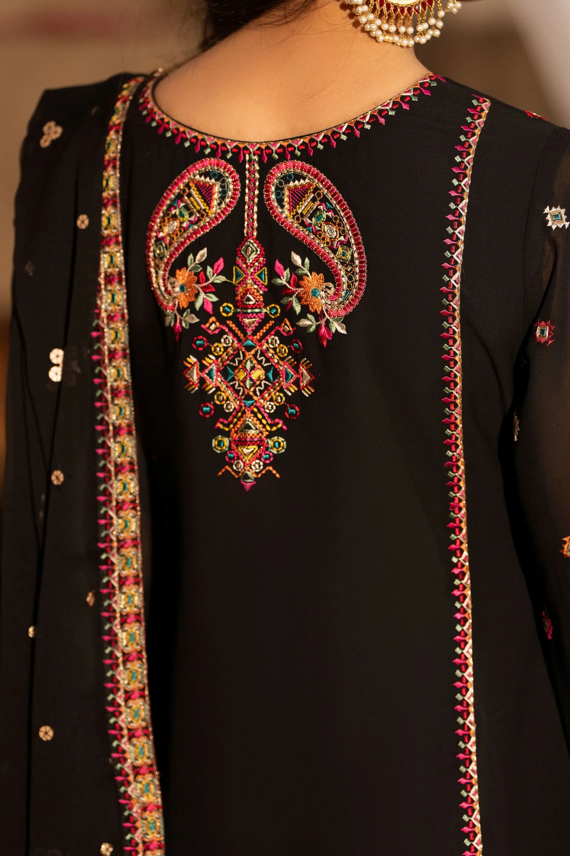 Karma - Saj Dhaj - F-522 Jet Black