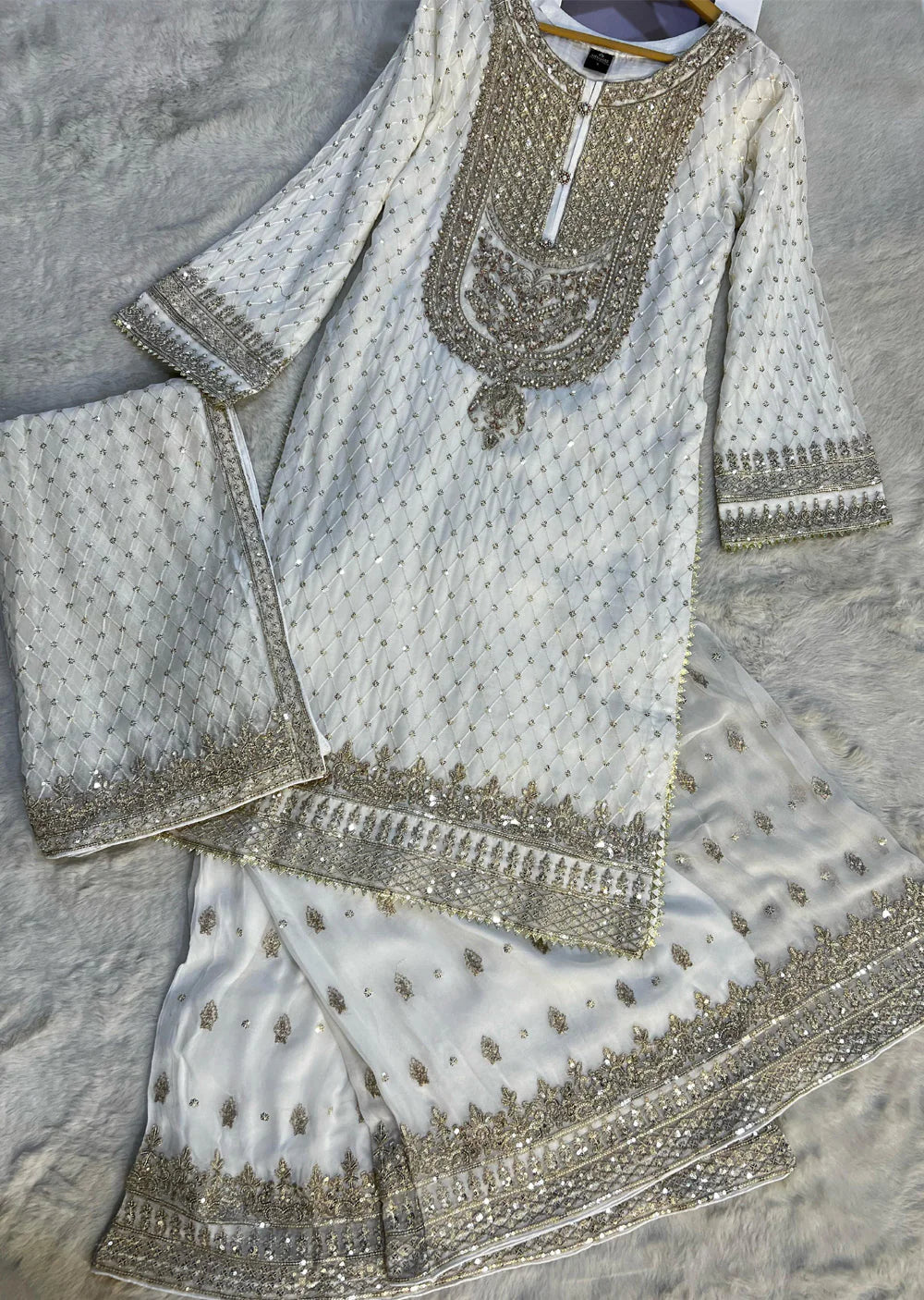 PS-1847 - Offwhite